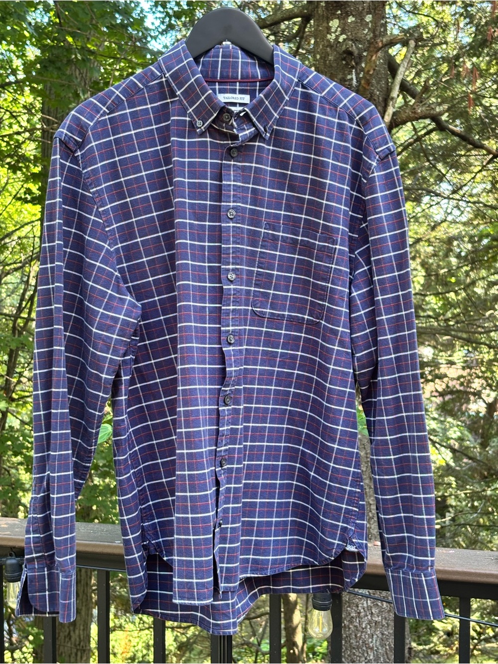 Jos A. Bank 1905 Taylor Stitch Men’s Navy Plaid Button-Down Shirt